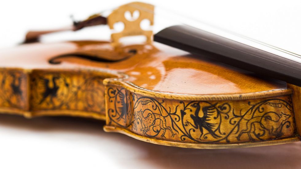 stradivarius 3