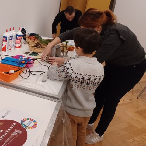 Taller de Navidad para familias "Armando el Belén"